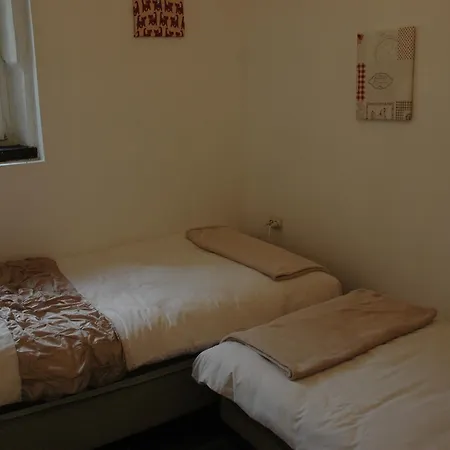 Bed & Breakfast La Vieille Ferme Fresne-la-Mere