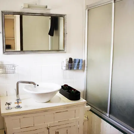 La Vieille Ferme Bed & Breakfast 4*