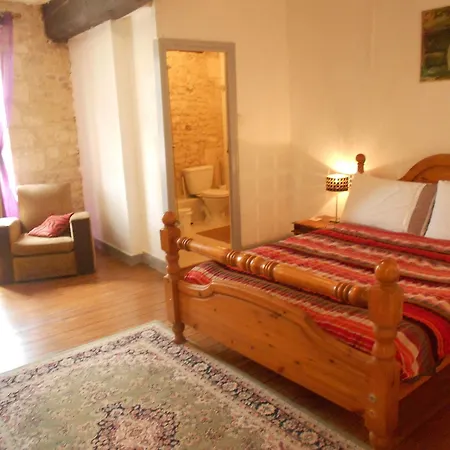 La Vieille Ferme 4* Fresne-la-Mere